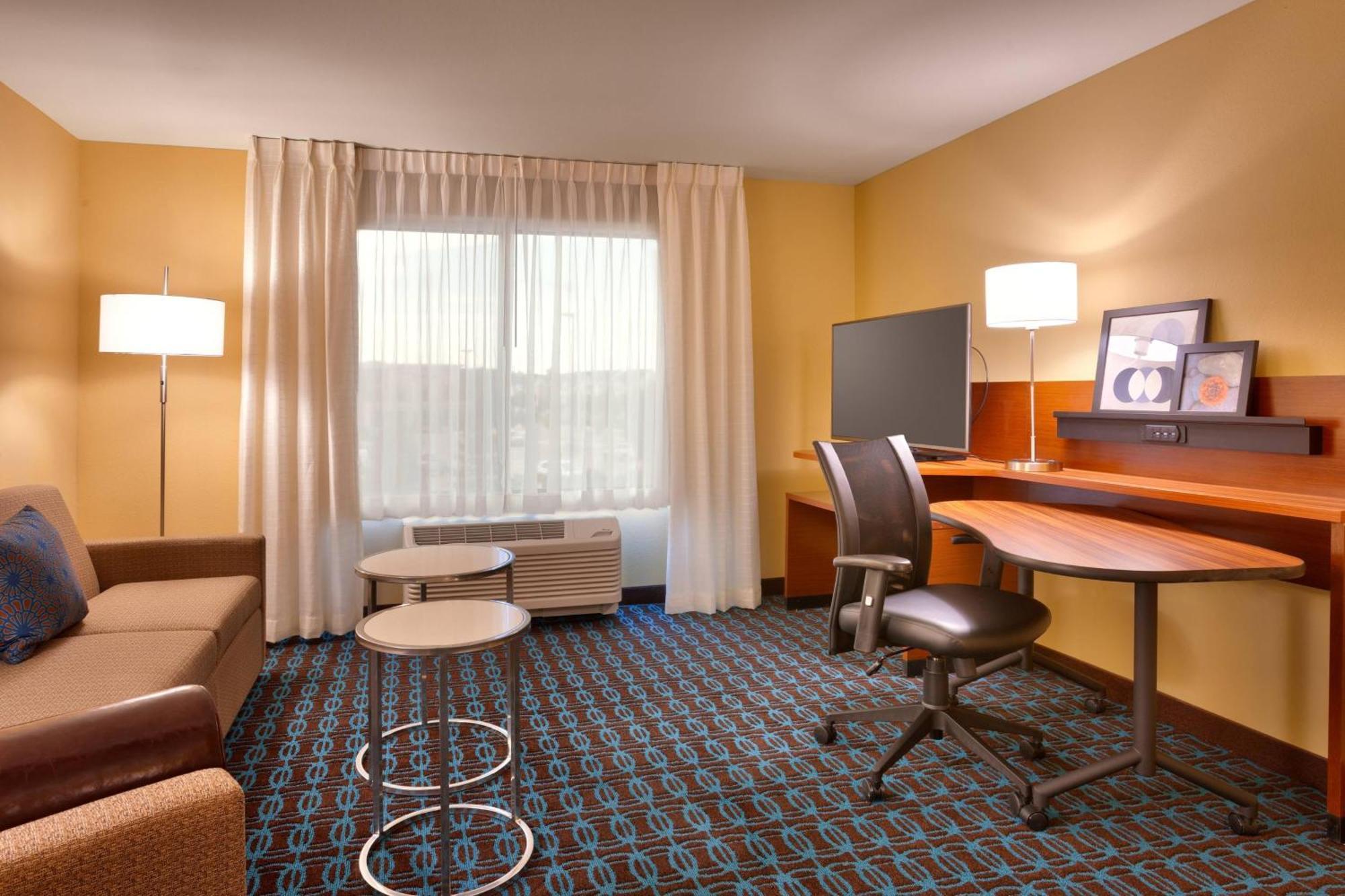 Fairfield Inn & Suites By Marriott Salt Lake City Midvale Hotel 3*